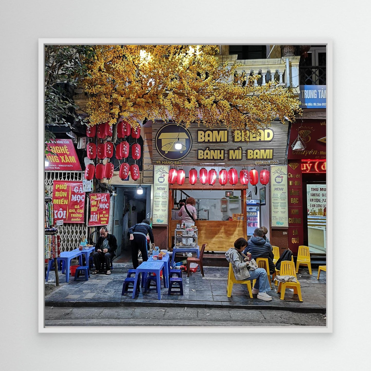 Hanoi food stop
