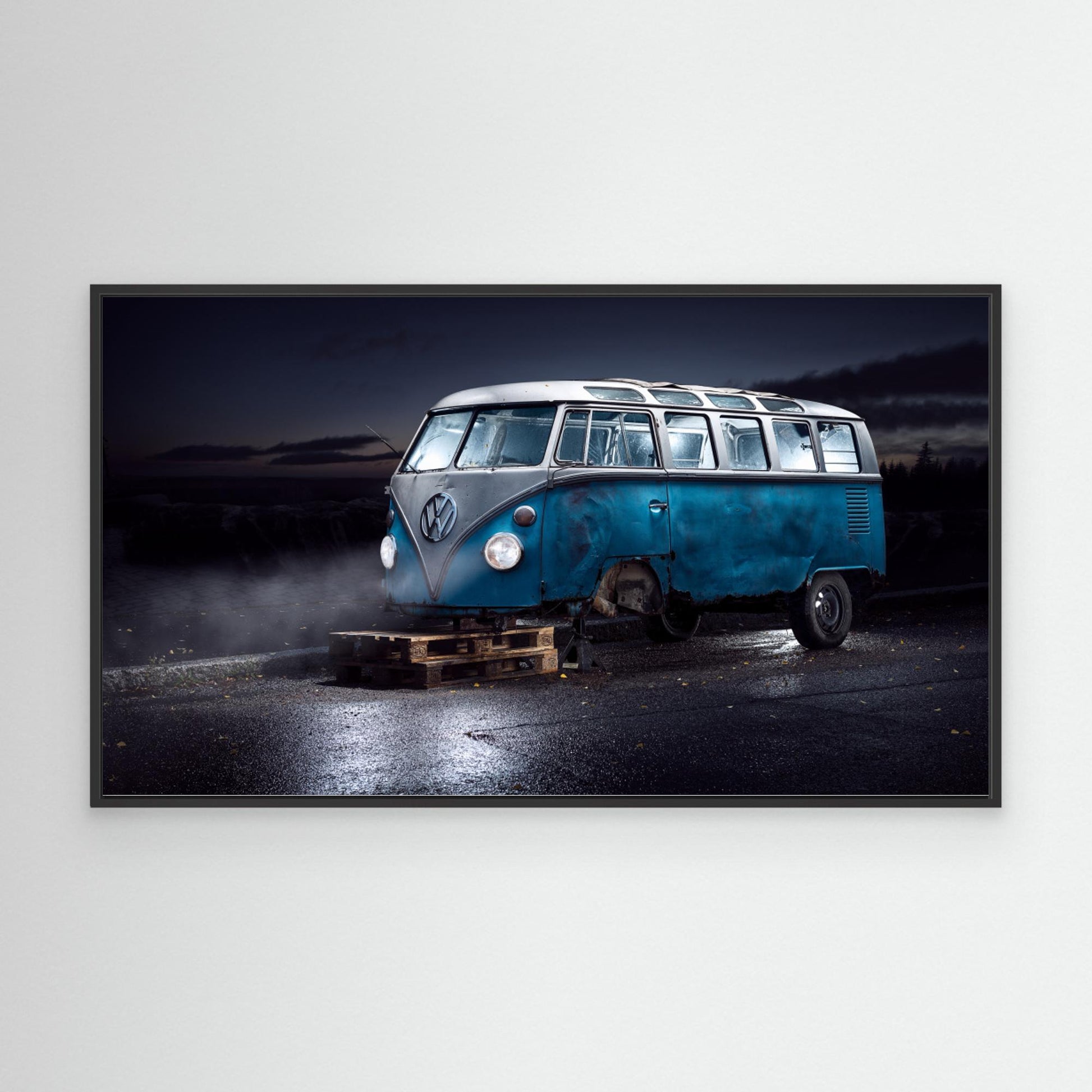 VW Kleinbus by Petri Damstén