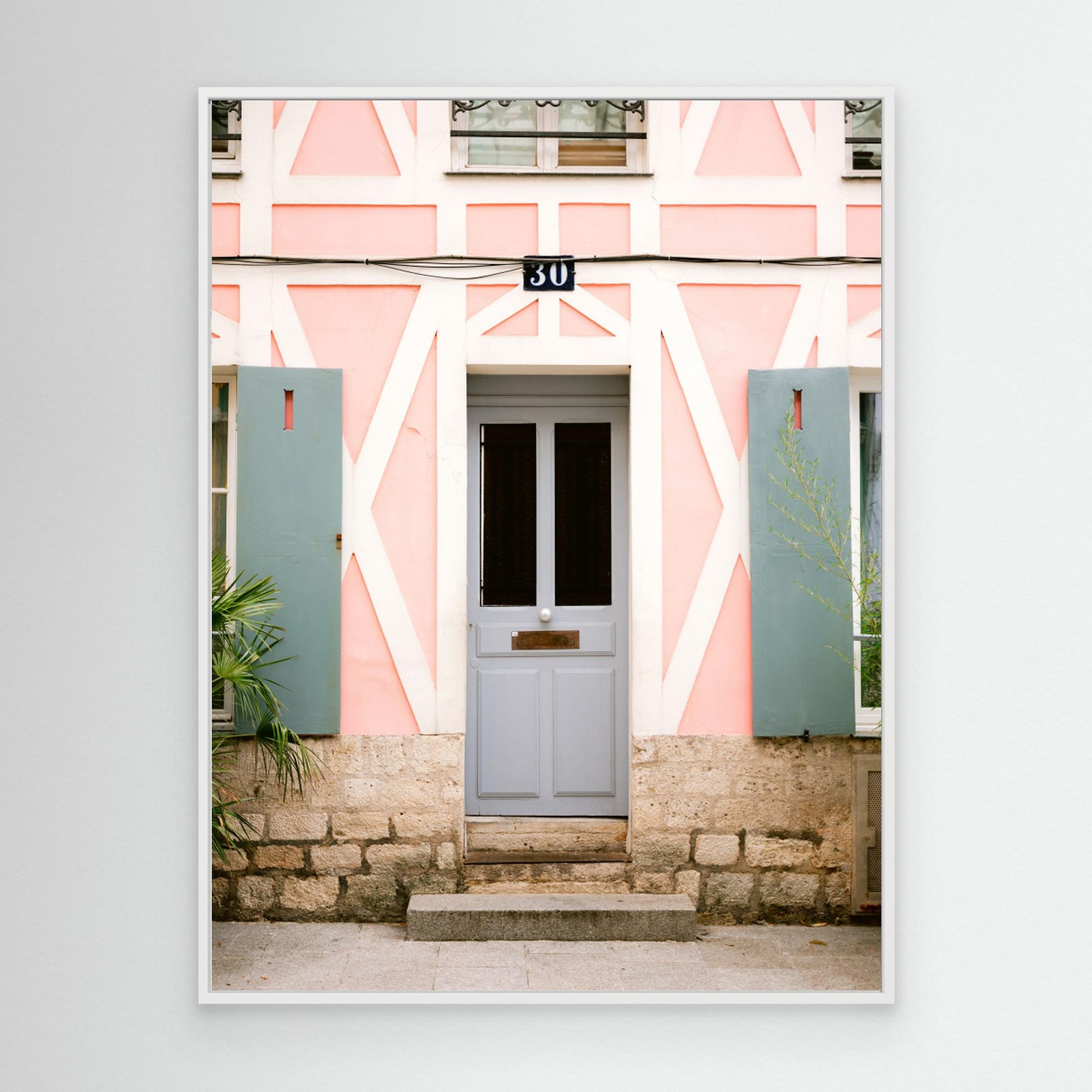 Rue de Cremieux number 30 - Paris by Raisa Zwart