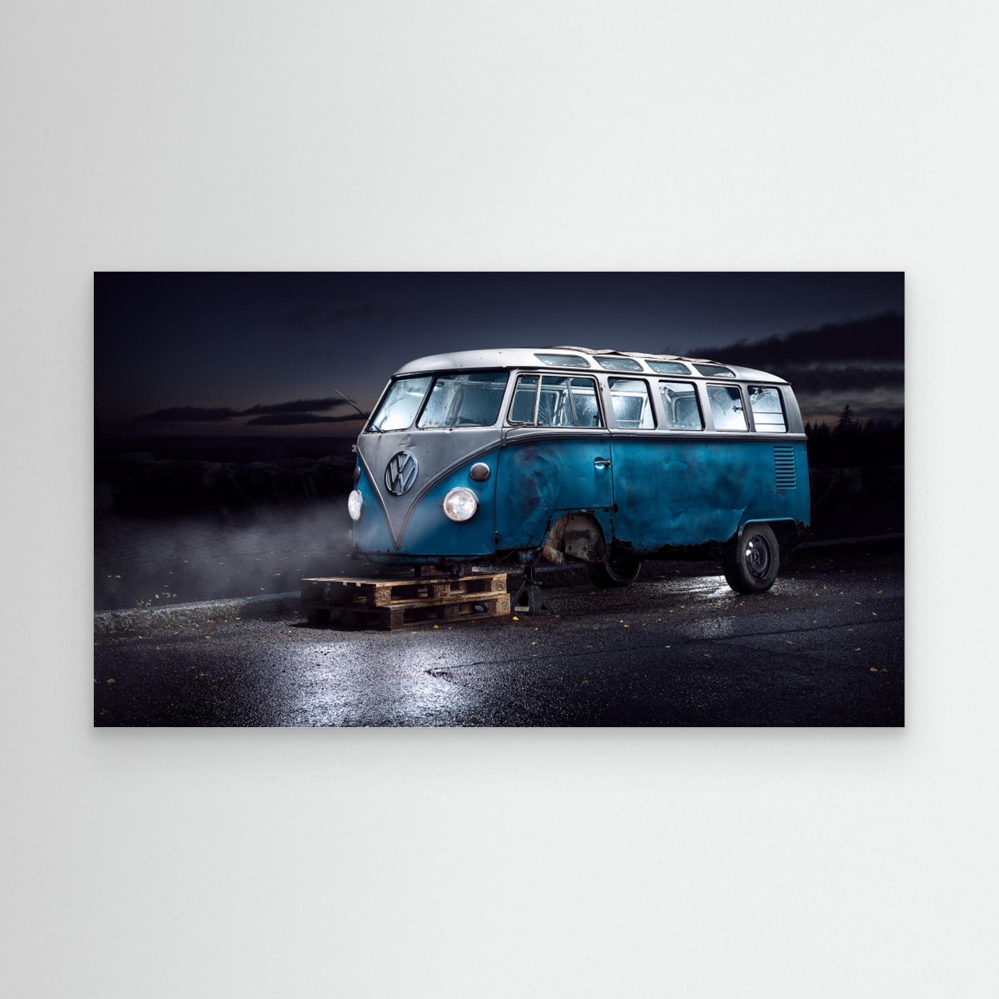 VW Kleinbus by Petri Damstén