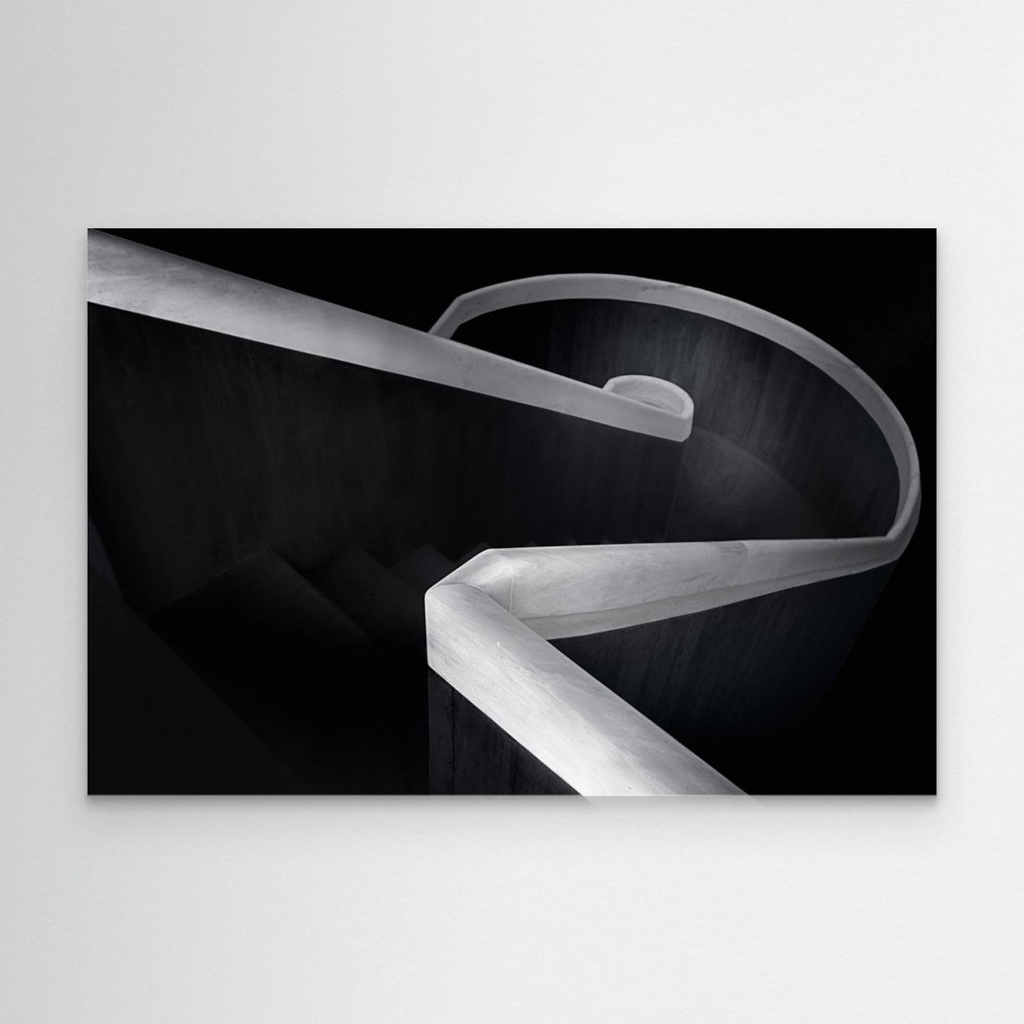 Round lines by Olavo Azevedo