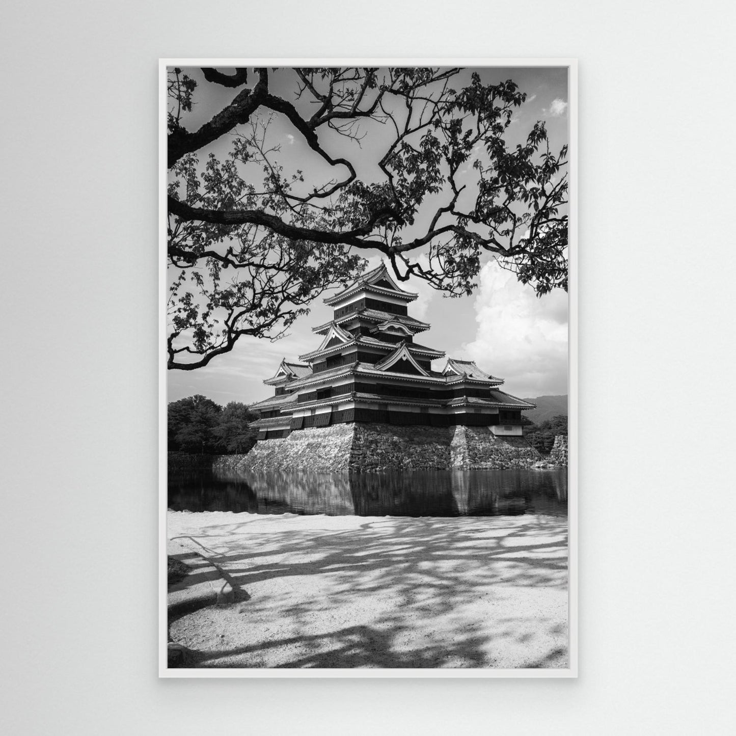 Matsumoto Castle by Jonathan Lai