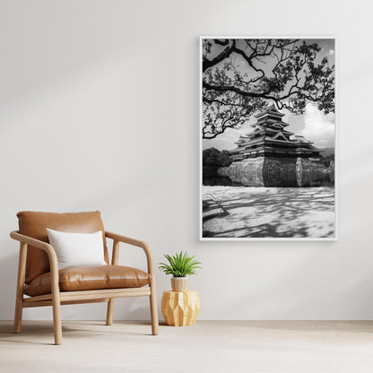 Matsumoto Castle by Jonathan Lai