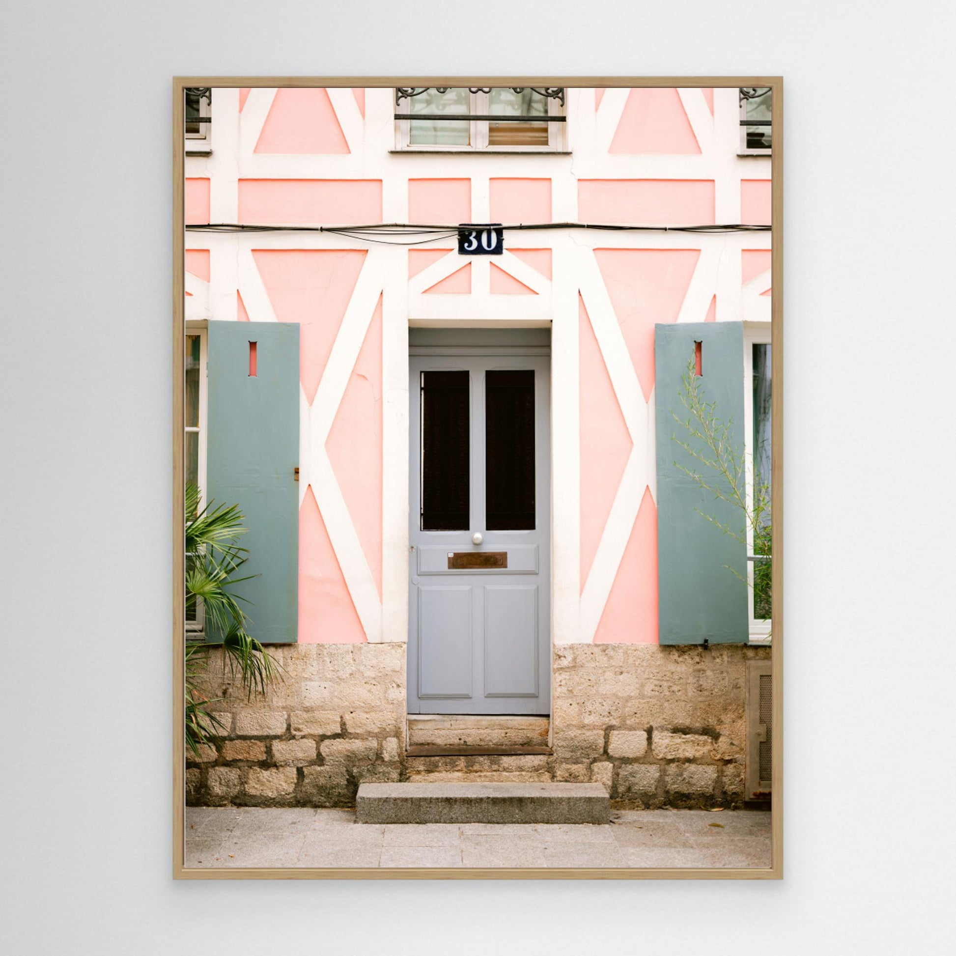 Rue de Cremieux number 30 - Paris by Raisa Zwart