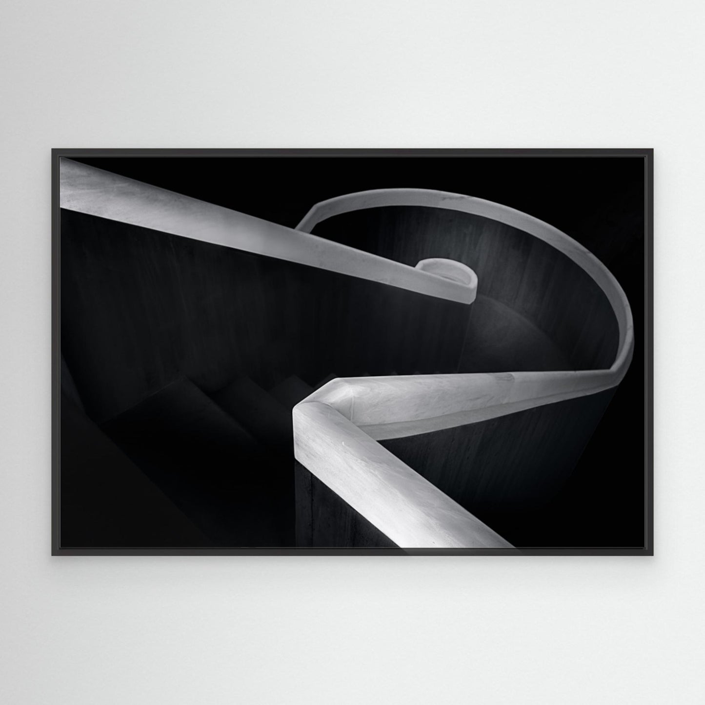 Round lines by Olavo Azevedo